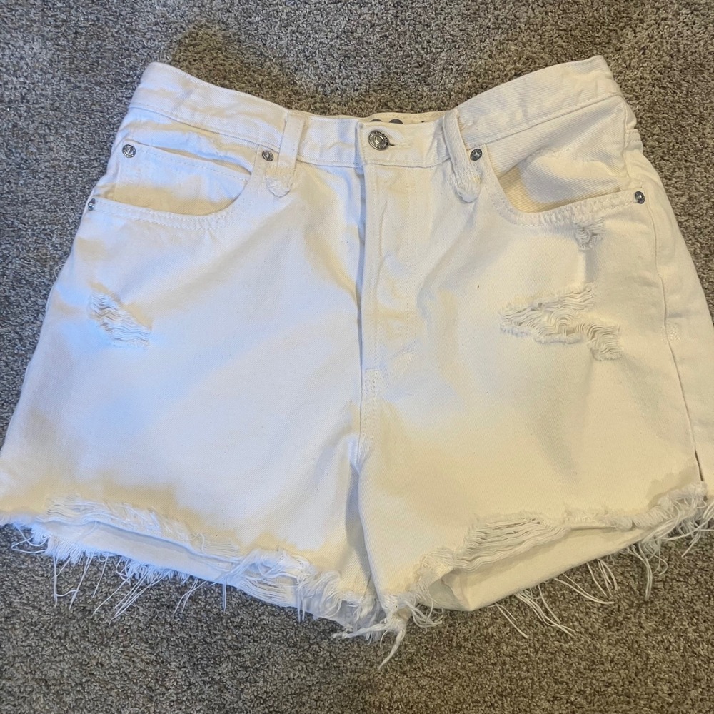 Free People Makai Cut Off White Distressed High Rise Denim Shorts Size 29 Beach